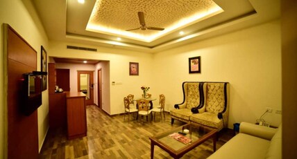 Grand Continental Hotel- Civil Lines Room Type - Suite
