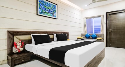 Super Townhouse Dewas City Formerly Utsav Room Type - Classic