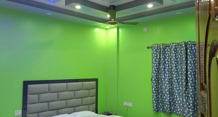 Hotel S S Plaza Room Type - Deluxe Non AC