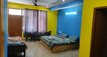 Triund Guest House Room Type - Triple Bed With Mountain View