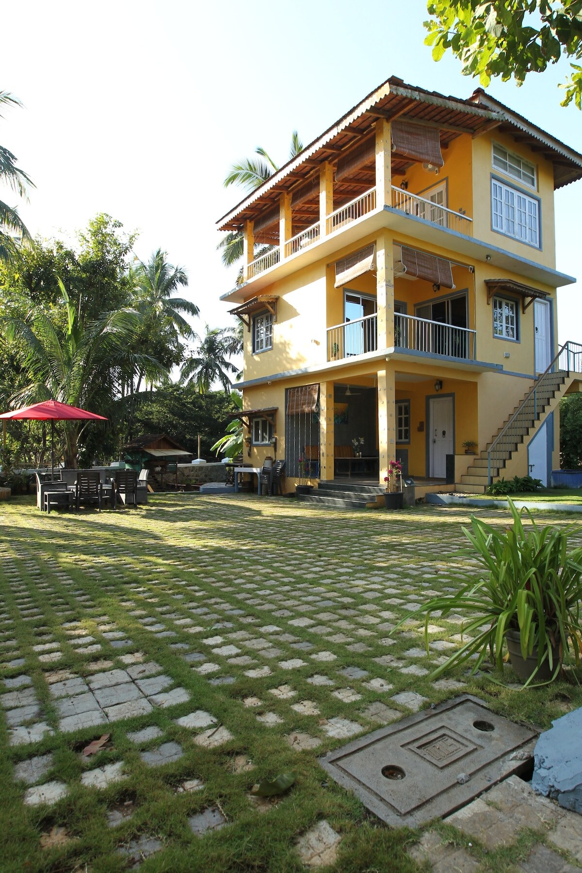 Main gallery