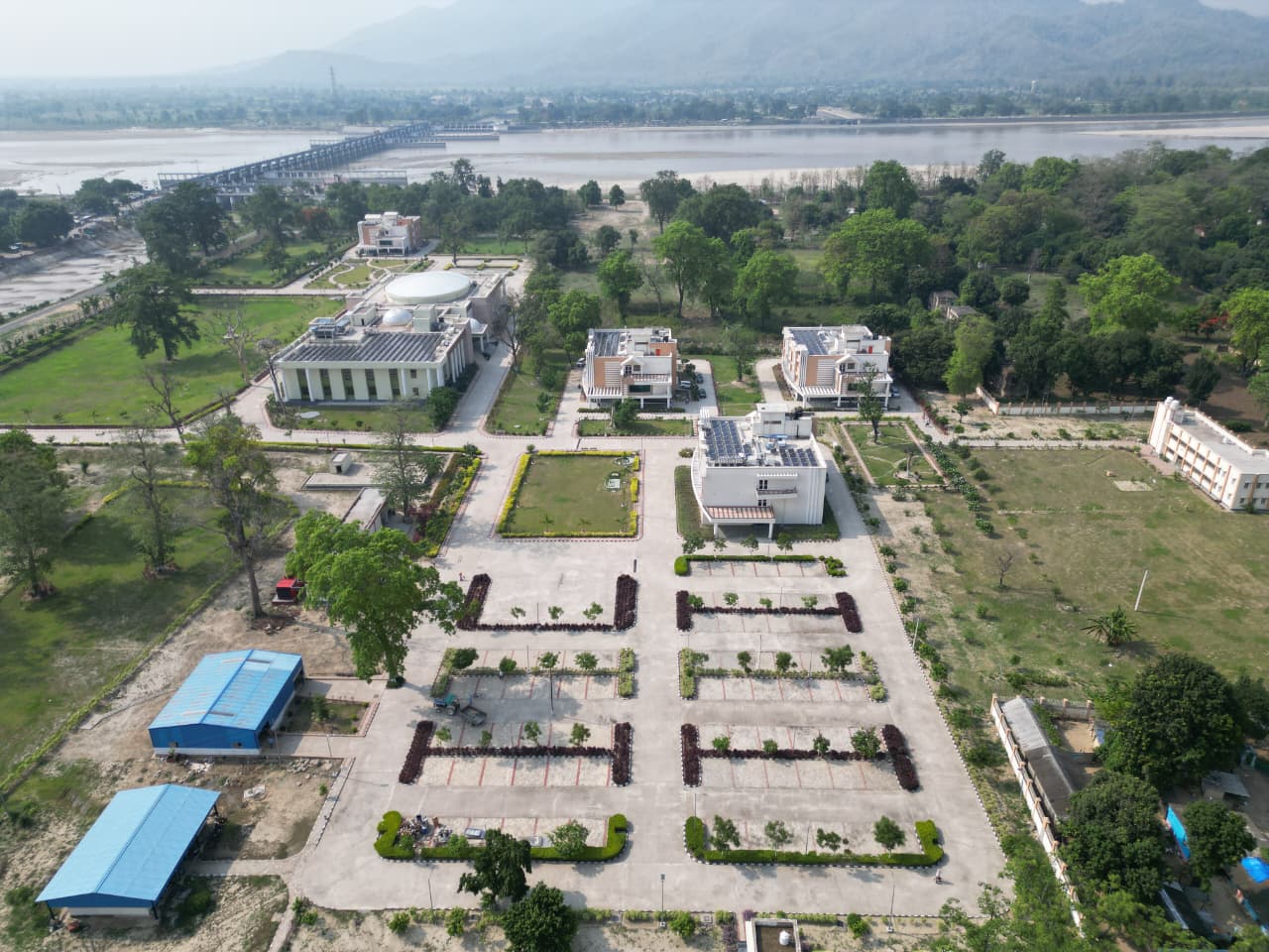 MAHAVANA RESORT & CONVENTION CENTRE - Tap to explore photos