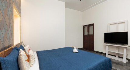 The Amaltas villa (private rooms) Room Type - Bijrani Room with Balcony