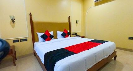 Hotel The Taj Vista Agra ..walking distance to Tajmahal.. Room Type - Executive Room Hotel The Taj Vista Agra ..walking distance to Tajmahal.. Room Type - Executive Room