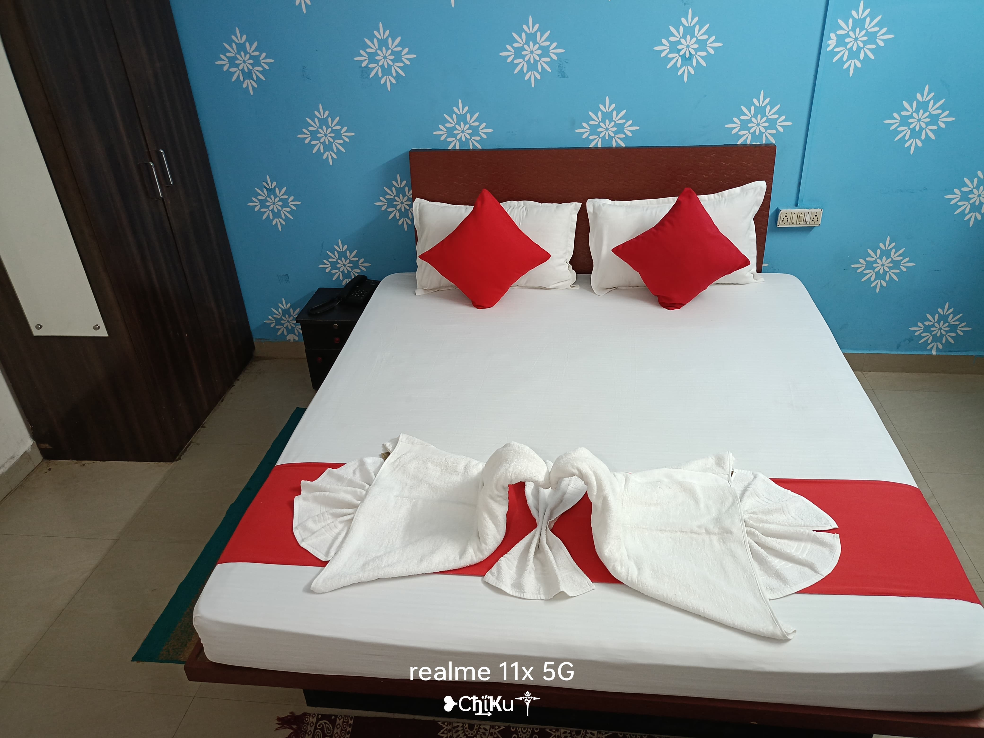 USHA RESIDENCY - Tap to explore photos