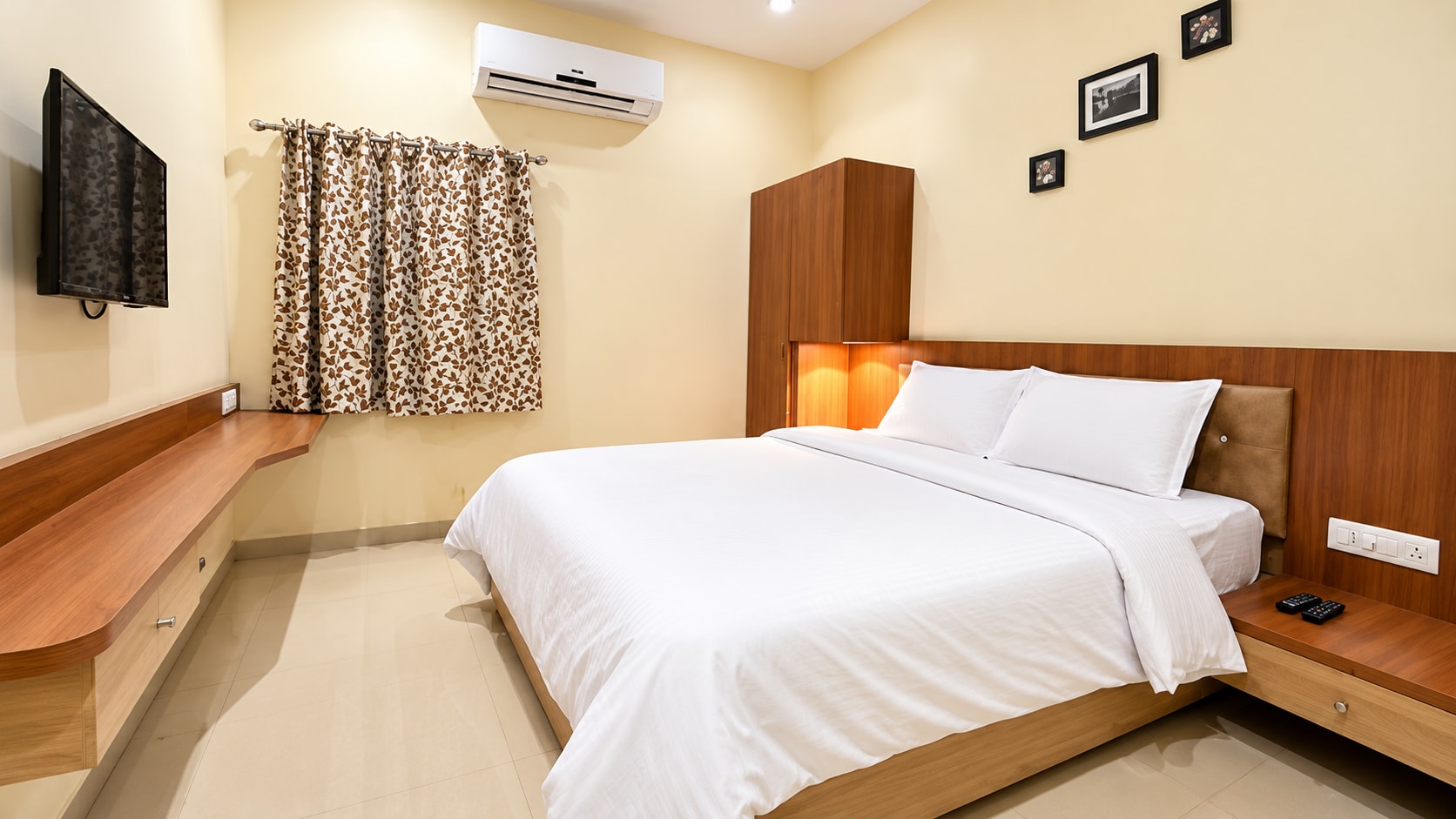 Hotel Lakshmi Residency - Tap to explore photos