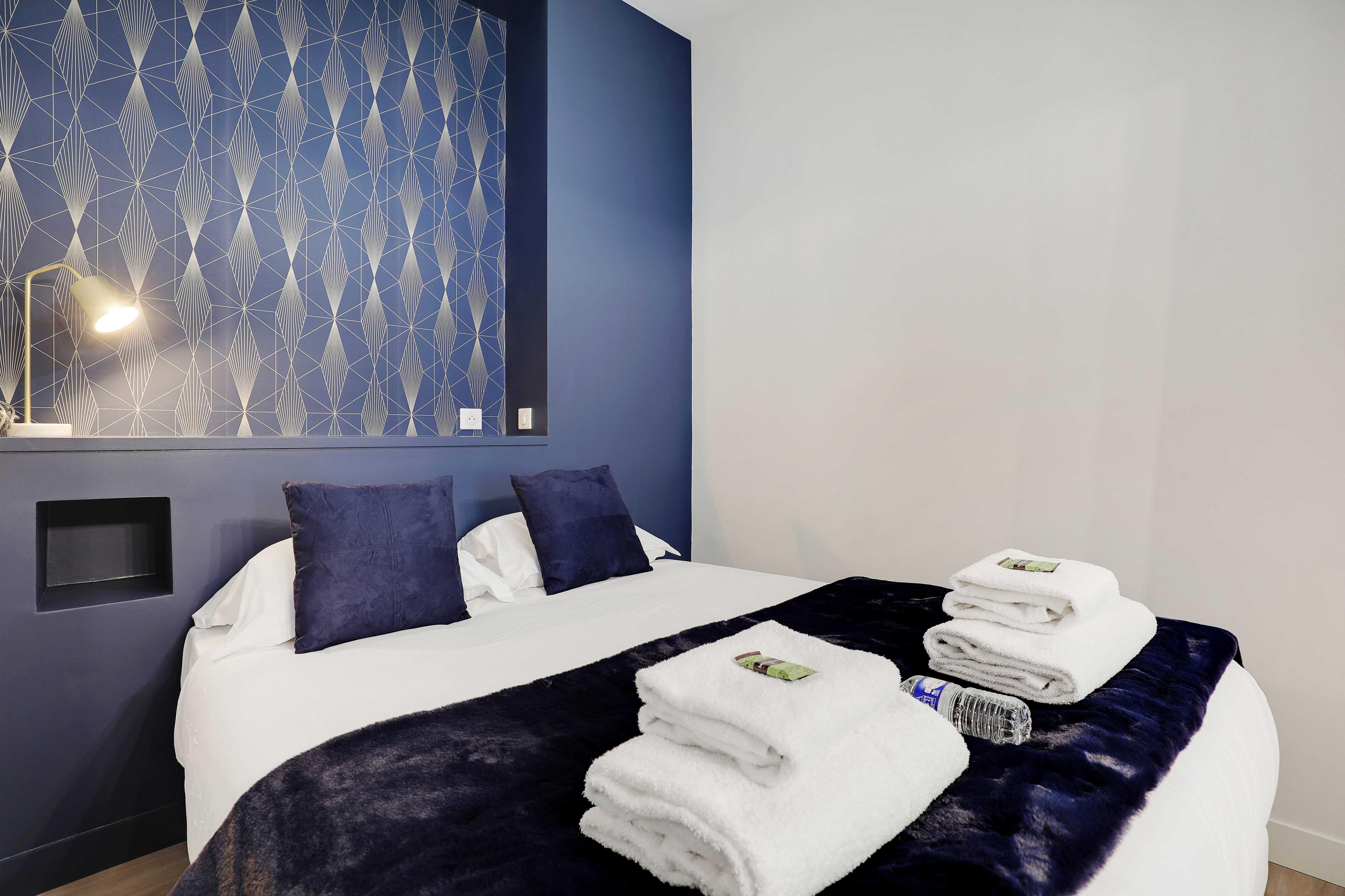 Modern Apartment 1BR/4P - Le Marais Quarter - Tap to explore photos