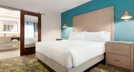 EMBASSY SUITES BY HILTON BOULDER Room Type - 1 KG STE HEARING ACCESS