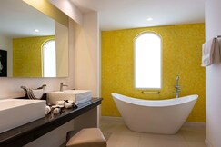 MM Grand Hotel Puebla, Tapestry Collection by Hilton