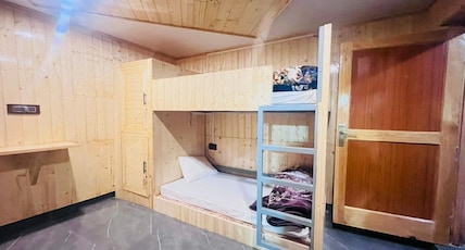 Man Mauji Villa Room Type - 4 Bed Mixed Dorm