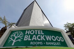 HOTEL BLACKWOOD