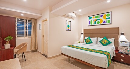 Treebo Brixton Luxe Room Type - Deluxe Family Room