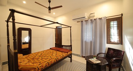 Le Pondy Home Stay Room Type - Studio