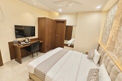 ARISTO INN
