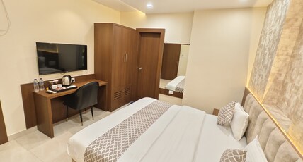 ARISTO INN Room Type - Bedroom 102