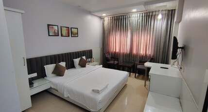 Hotel Raipur Inn Room Type - Premium Room