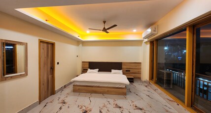 Ashoka Hotel Room Type - LUXURY MINI SUITE - 304 - MOUNTAIN VIEW