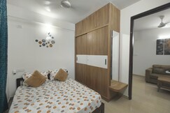 M's Cozy Unwind - Lily