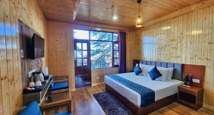 Sleeping Buddha B&B (5 mins Walk from Mall Road) Room Type - Premium Pahadi Wooden
