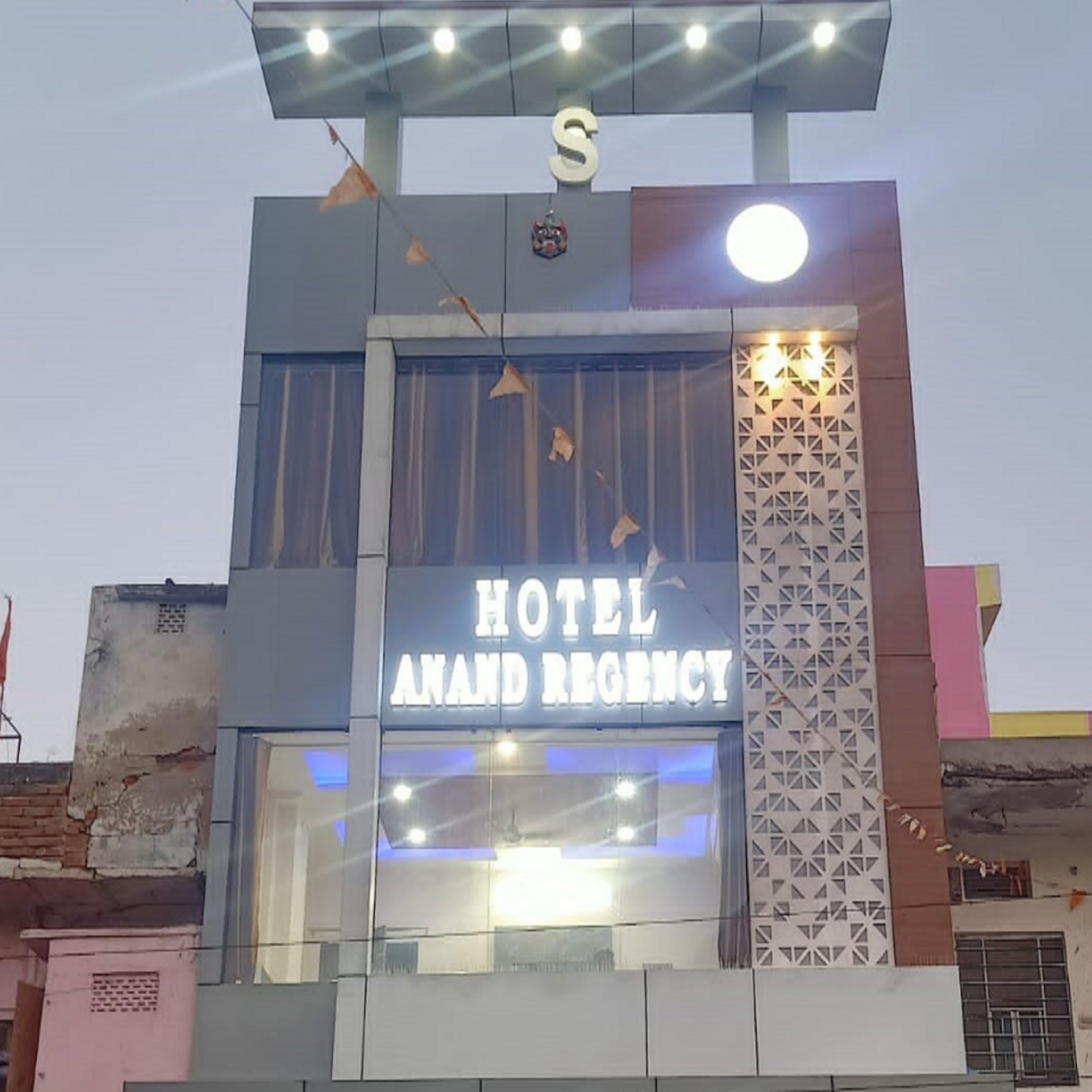HOTEL ANAND REGENCY - Tap to explore photos