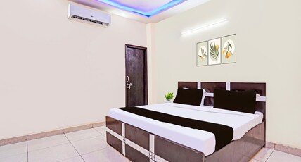 Hotel O Royal Inn Room Type - Classic