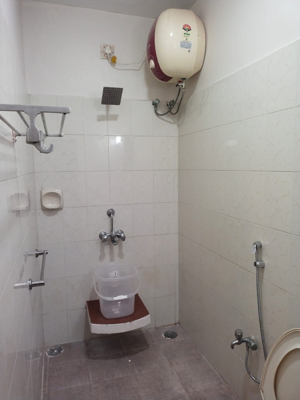 Royal Stay Fortuna Madurai - Tap to explore photos