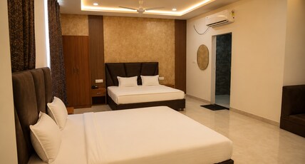 HOTEL MAURYA GREENS Room Type - Suite