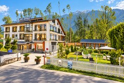 Address of Lake Avenue by Stay Pattern - Dal Lake