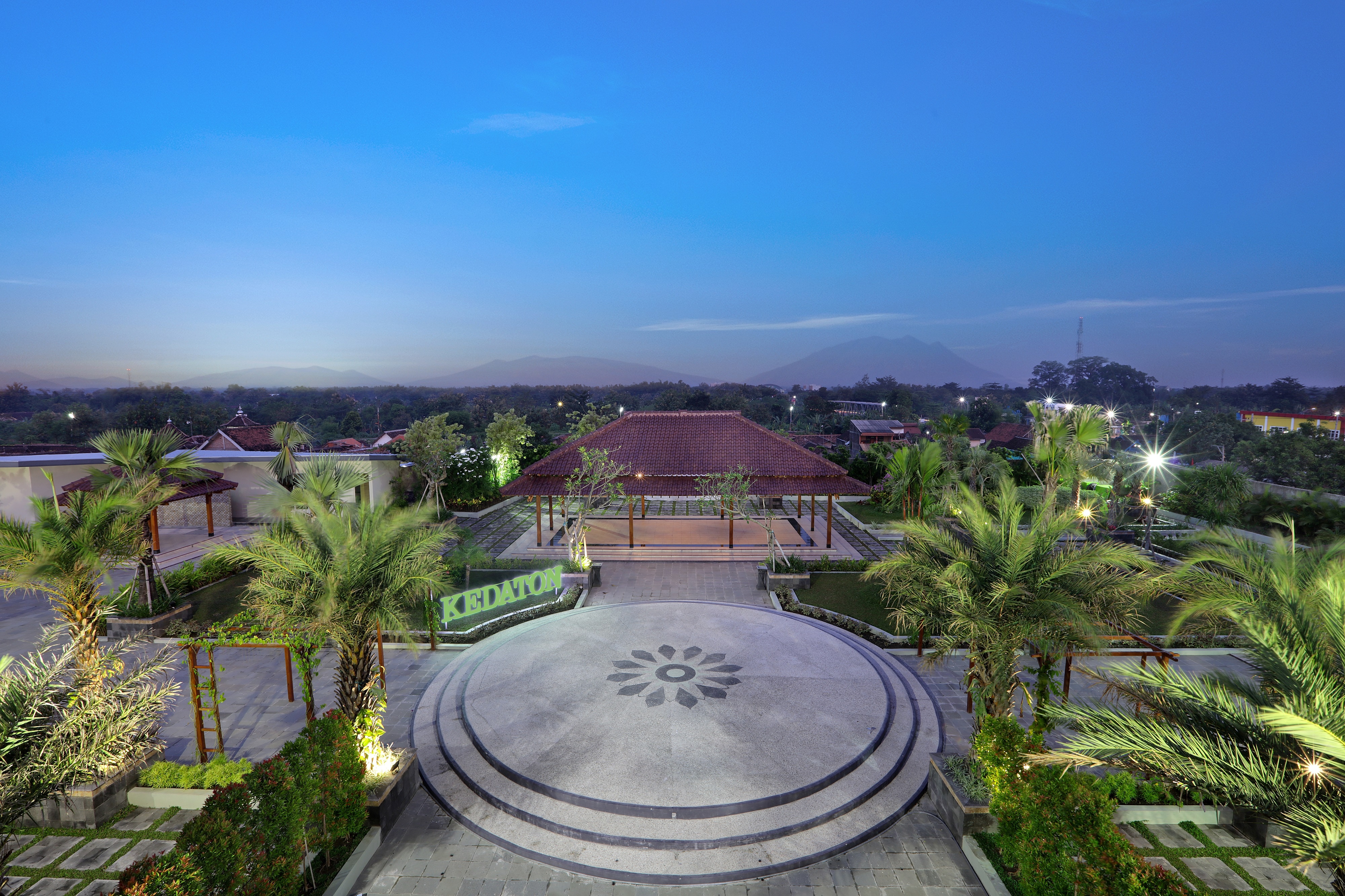 Aston Madiun Hotel & Conference Center - Tap to explore photos
