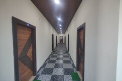 HOTEL O SHRI KRISHNA GRAND