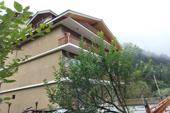 Old Manali Retreat, Manali