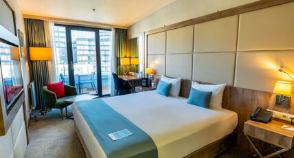 ibis Styles Istanbul Bomonti Room Type - Deluxe Room with Balcony( French )