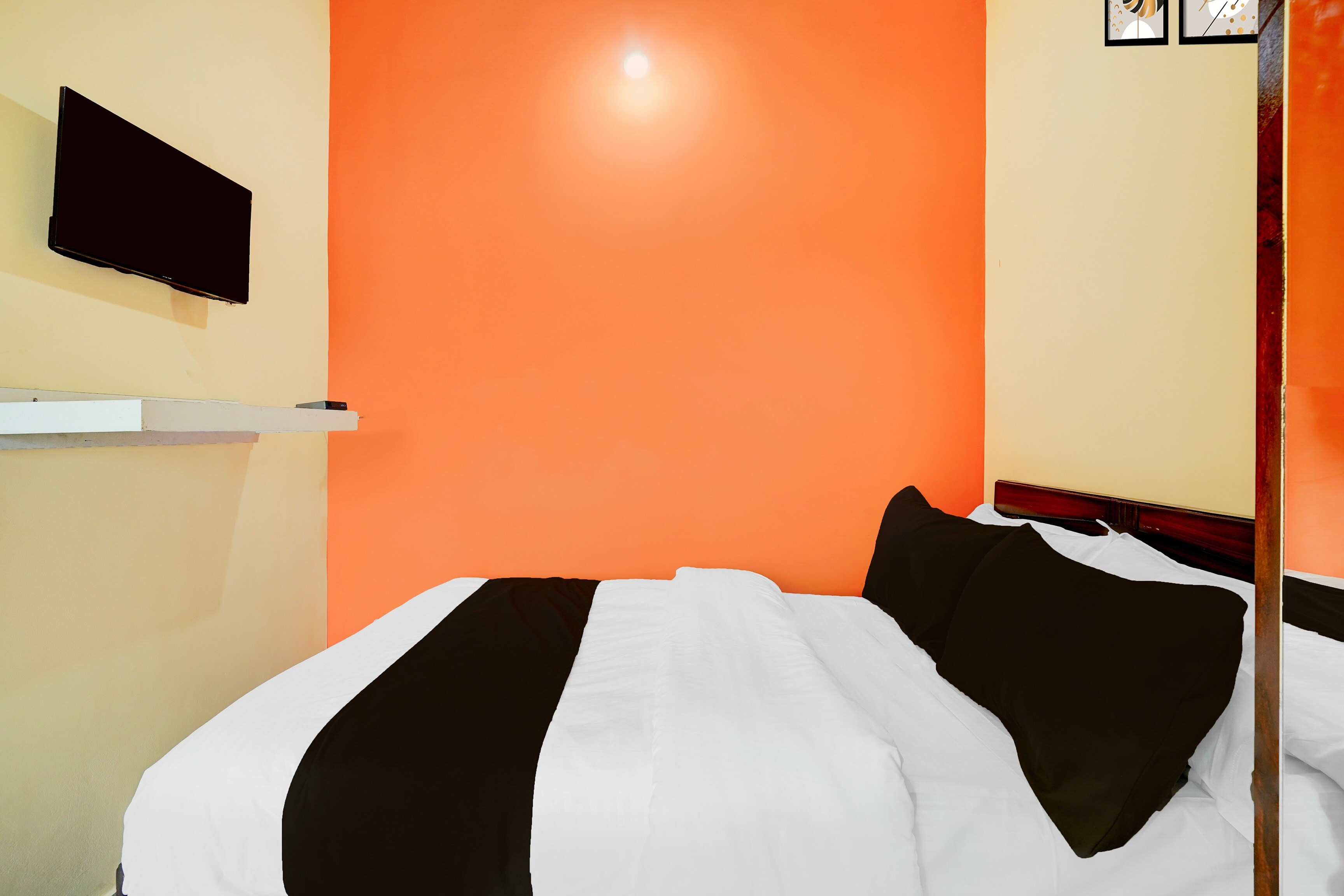 Hotel O Ramachandrapuram formerly known Nataraja Boarding & Lodging - Tap to explore photos