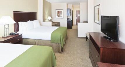 Holiday Inn Express Hotel & Suites Brownfield, an IHG Hotel Room Type - 2 Queen Suite Communications Mobility Accessible Tub Holiday Inn Express Hotel & Suites Brownfield, an IHG Hotel Room Type - 2 Queen Suite Communications Mobility Accessible Tub