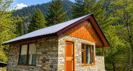 Moksha - By The River | Rooms & Guided Treks Room Type - Garden Cottage