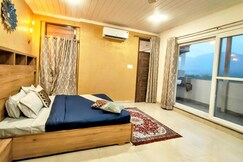 Rooms of Vayuna Stays 7th floor luxury Terrace apartment