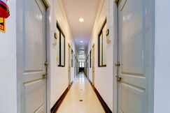 Hotel O Magical Crown Inn