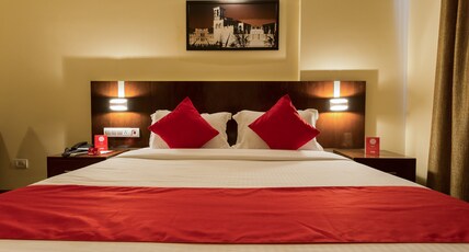 Senate Hotel Room Type - DELUXE ROOM - KING/TWIN