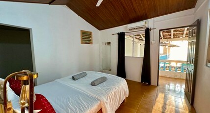 ATS -Arambol | Rooms & Restaurant Room Type - Ocean Pearl ( Deluxe Sea View AC Room)
