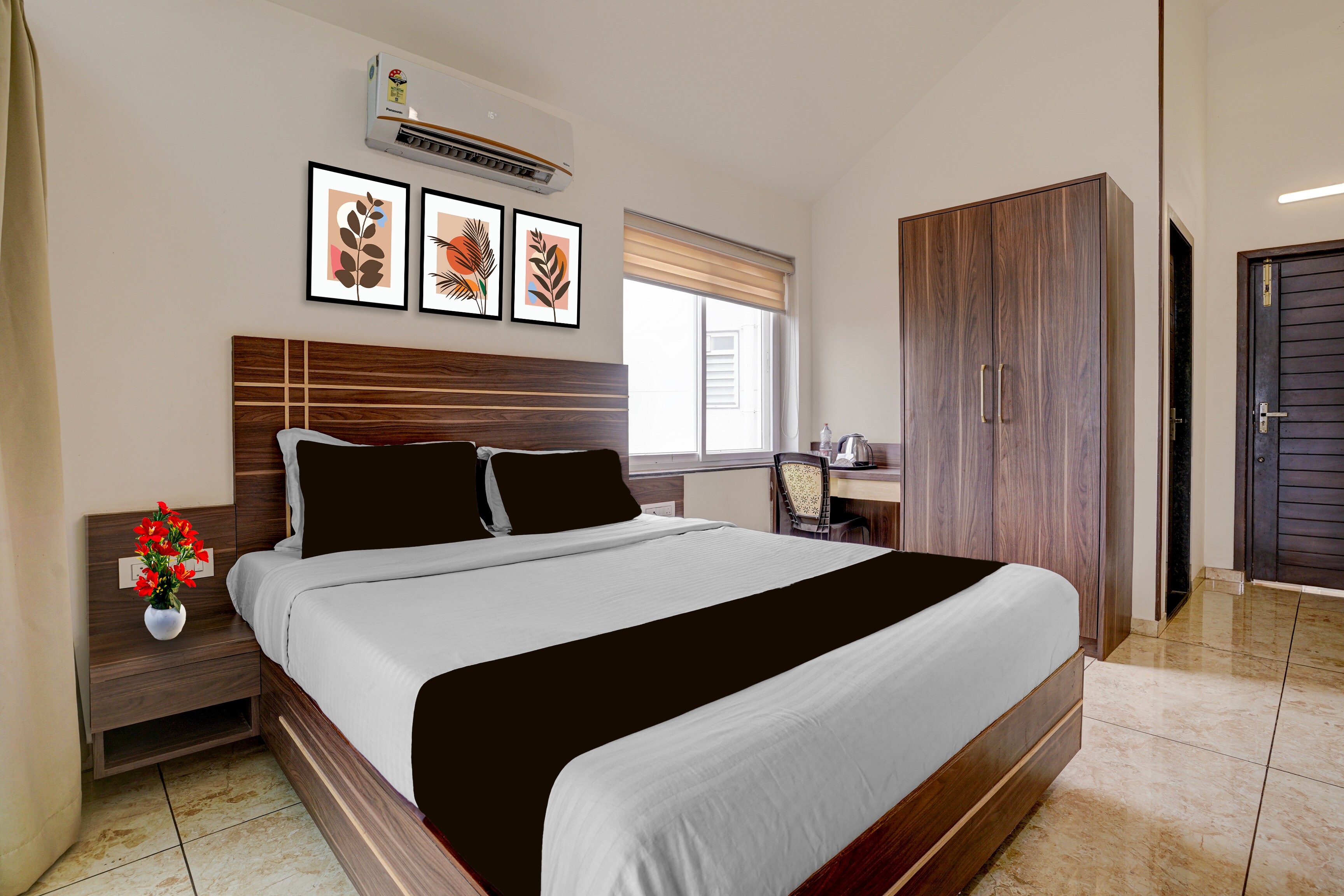 Super Townhouse Oak Rising Water Park Dharwad Formerly Rising Resorts and Spa - Tap to explore photos