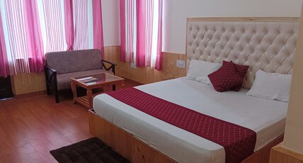 Cafe Chalte Chalte Room Type - Deluxe Room