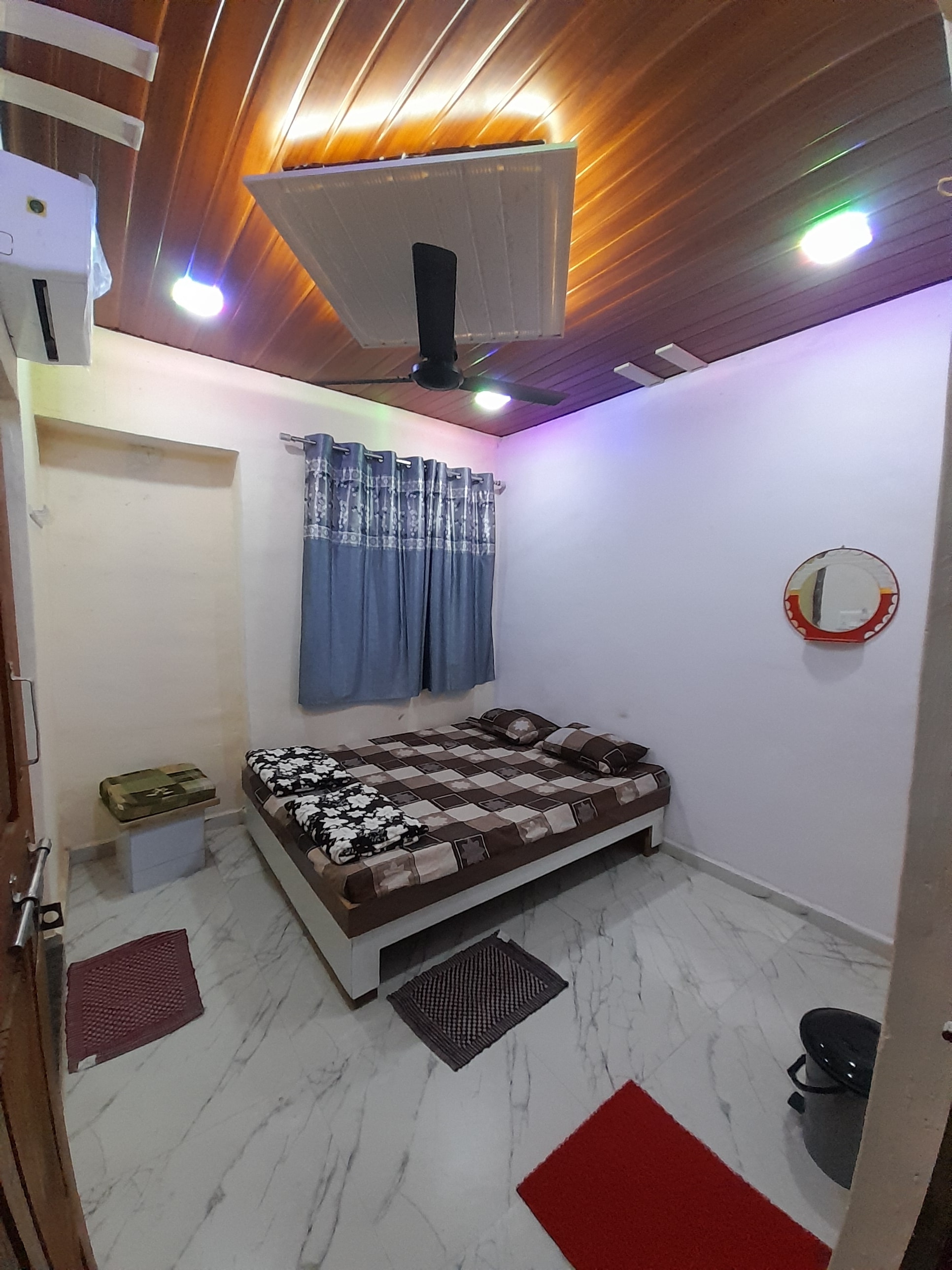 Shri Gajanan Vishram Kuti Farm House - Tap to explore photos