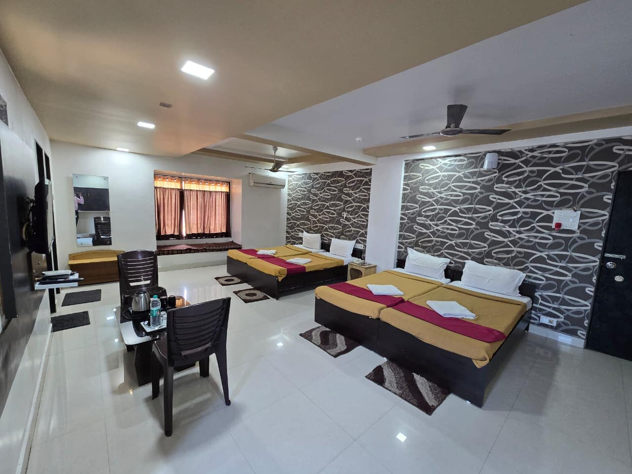 Hotel Sukh Sagar - Tap to explore photos