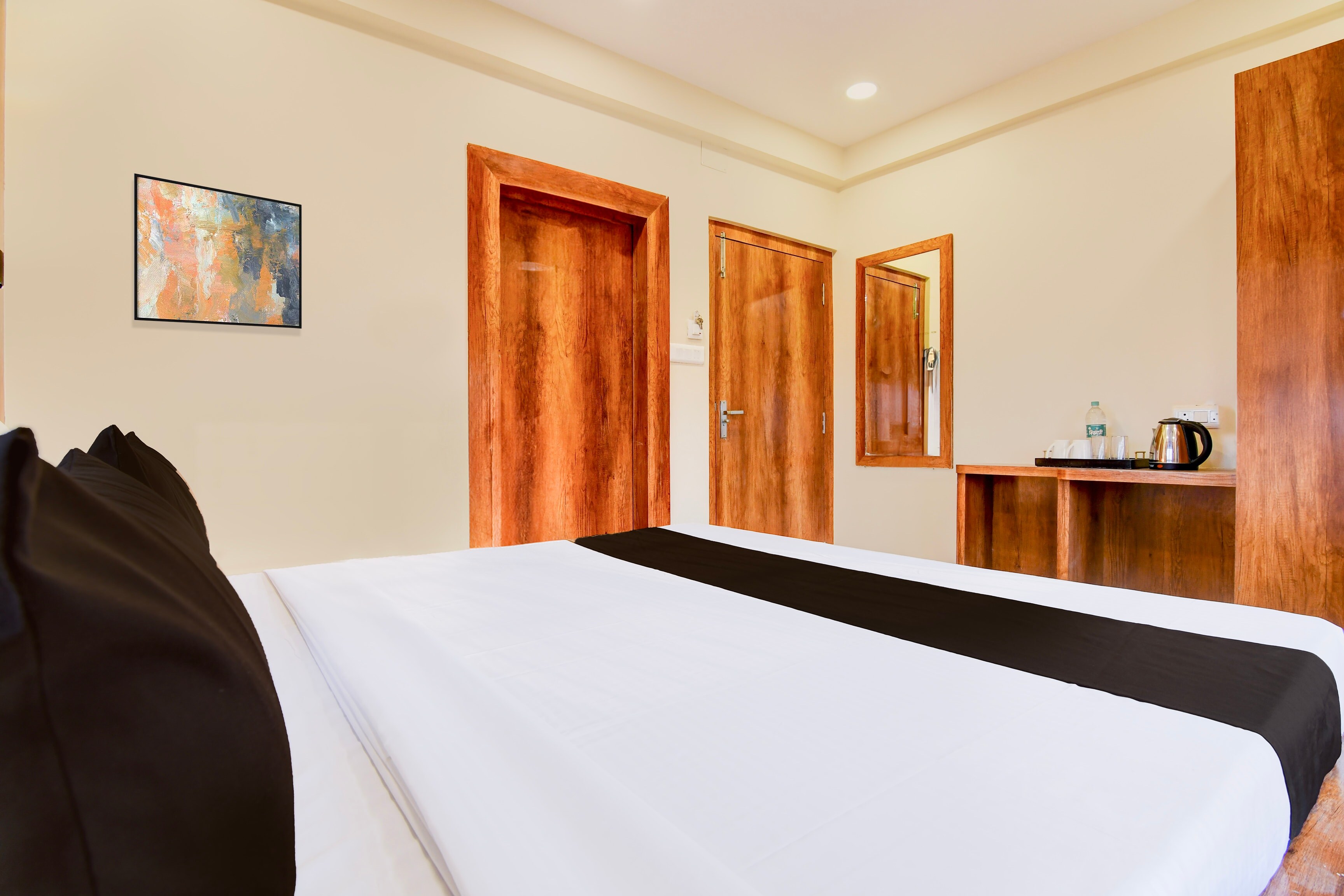 Hotel O SHANTINIKETAN - Tap to explore photos