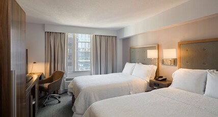 Hampton Inn Manhattan Chelsea Room Type - 2 QN BEDS CITYVIEW NONSMOK