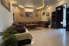 Rooms of Mountain Glory - mussoorie