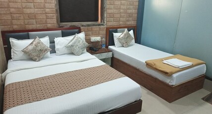 Hotel P A Residency Room Type - Triple Bed Room
