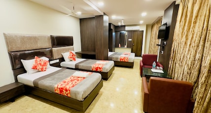 Sheraton Grande Hotel - Business Class Hotel (Near Puratchi Thalaivar Dr MGR Central Railway Station Room Type - Deluxe Four Bedroom Sheraton Grande Hotel - Business Class Hotel (Near Puratchi Thalaivar Dr MGR Central Railway Station Room Type - Deluxe Four Bedroom
