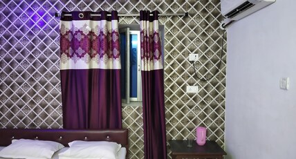 New Hotel Yatri Niwas  Room Type - AC or Geyser Double bed Room With Attach Bathroom