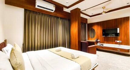 Hotel Narayanee Room Type - SUITE ROOM